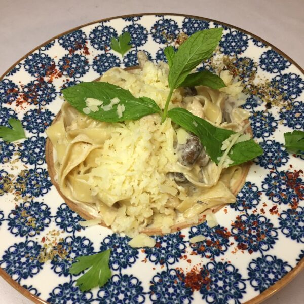 63.TAVUKLU FETTUCCINE