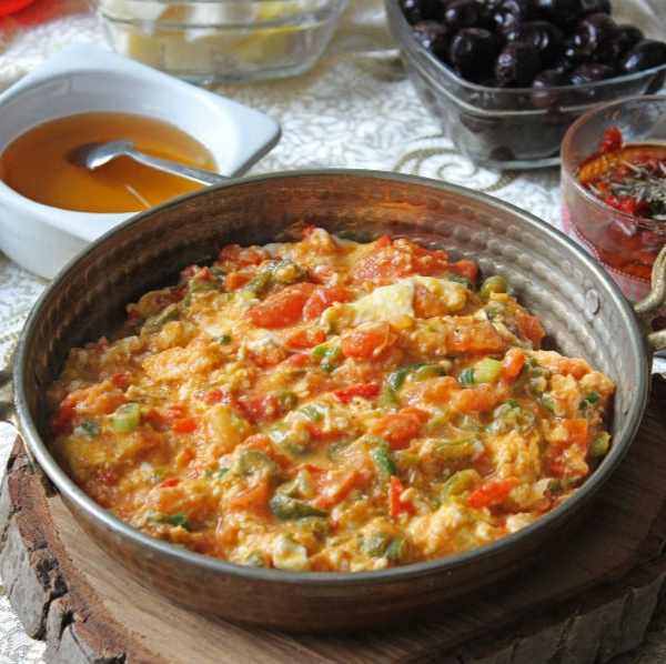 9,MENEMEN