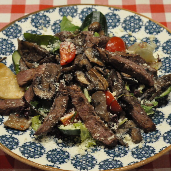 52.IZGARA ETLİ SALATASI